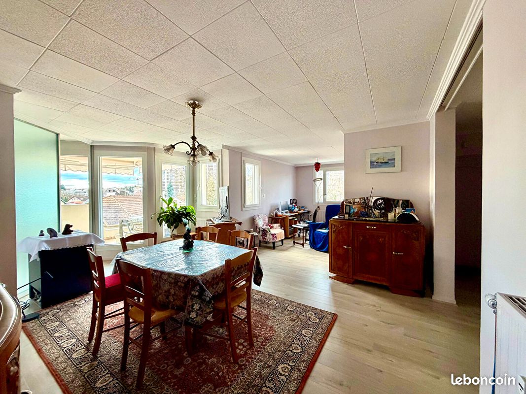 Appartement 3 pièces 78 m² · à Besançon · 78 m² · 90 000 €
