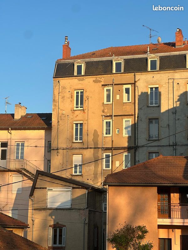 Appartement 4 pièces 75 m² · à Roanne · 75 m² · 85 000 €