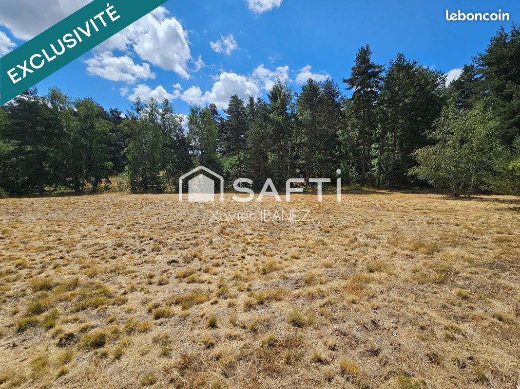 Terrain 6120 m² · à Saint-Chély-d'Apcher · 6 120 m² · 200 895 €