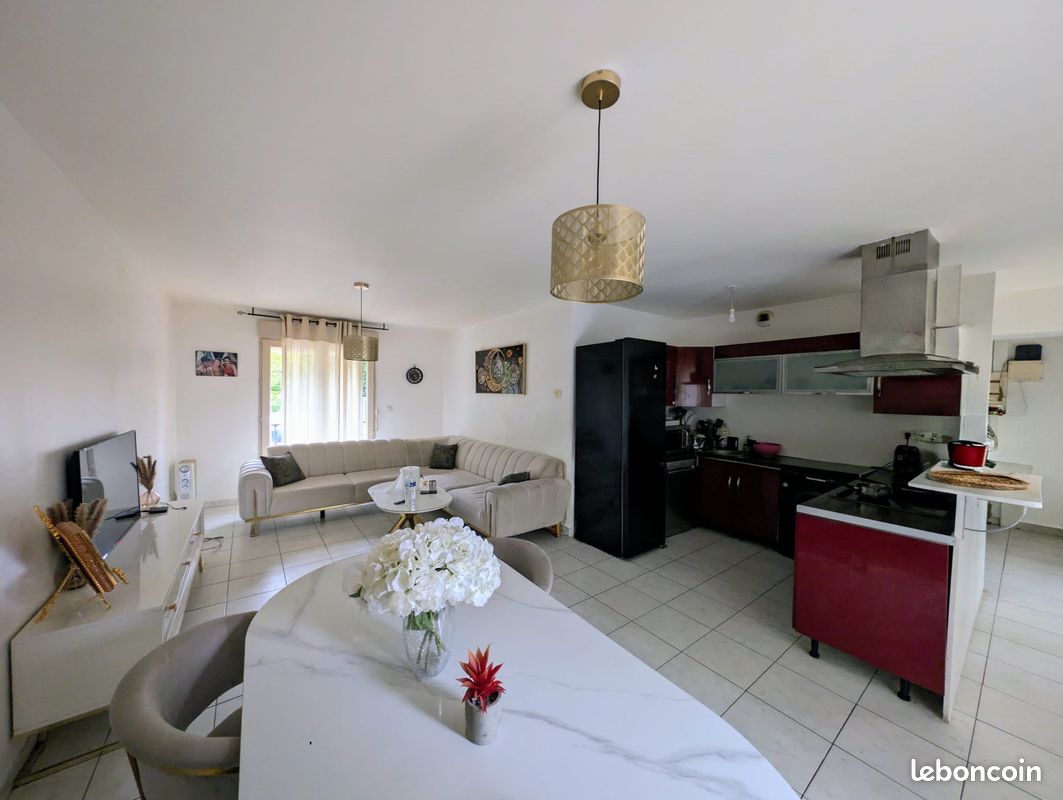 Appartement 5 pièces 81 m² · à La Ferté-Alais · 81 m² · 235 000 €
