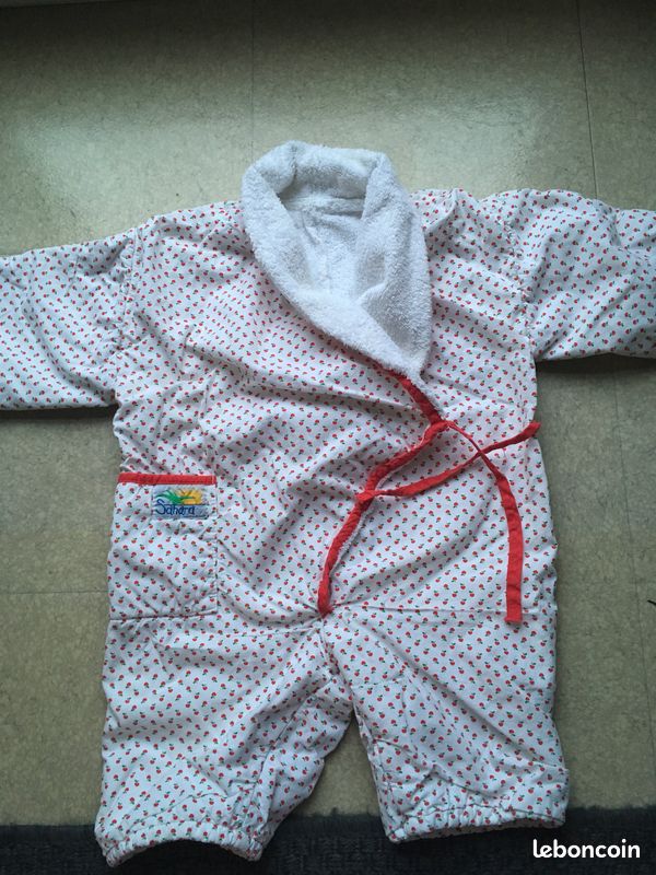 Peignoire 1 an (image 1)