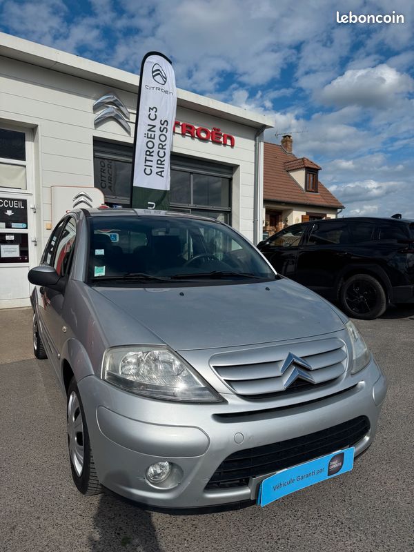 Citroën C3 1.1i 61ch - 5 portes - Essence - boite manuelle (image 1)