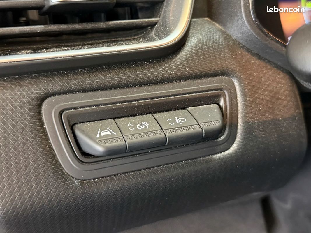 Renault CLIO V 1.6 e-tech 140cv hybrid business bva / SUIVI OK / ATTELAGE (image 22)