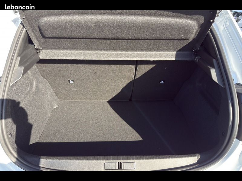 Peugeot 208 Hybrid 110 ch e-DCS6 série spéciale EDITION (image 22)
