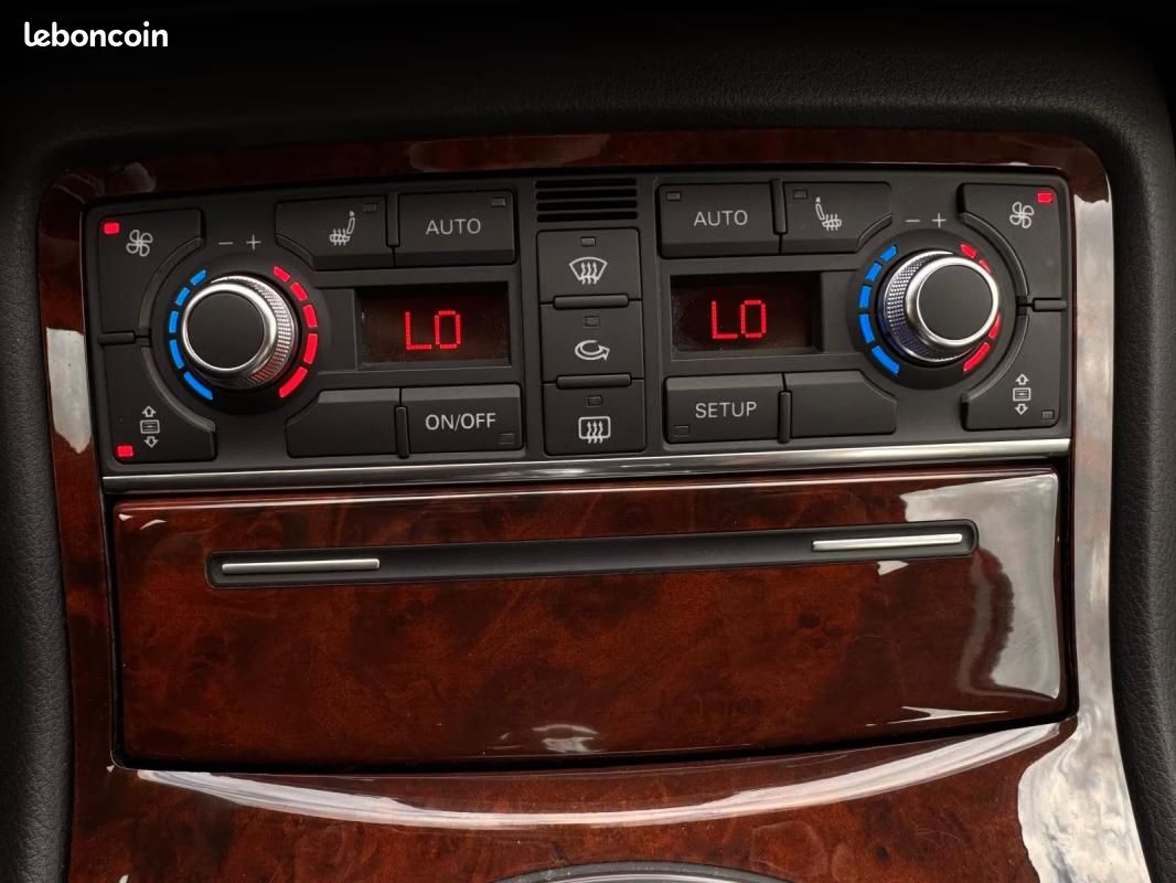 Audi A8 4.2 V8 FSi Quattro 349ch - Navi Bi-xénon Cuir Carnet entretien (image 28)