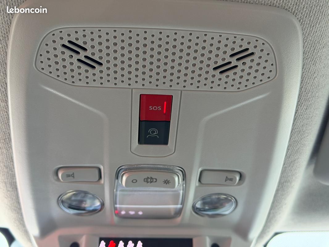 Citroën c4 x Hybride 136 e-DCS6 Max (image 20)