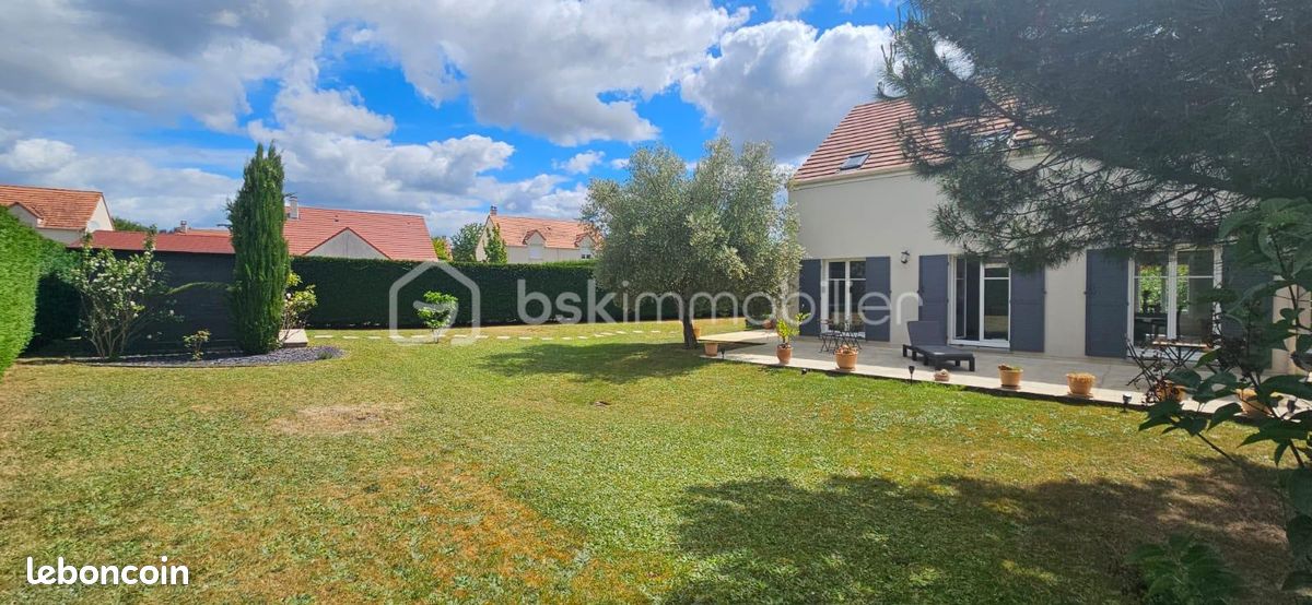 Maison 5 pièces 126 m² · à Chevannes · 126 m² · 448 000 €