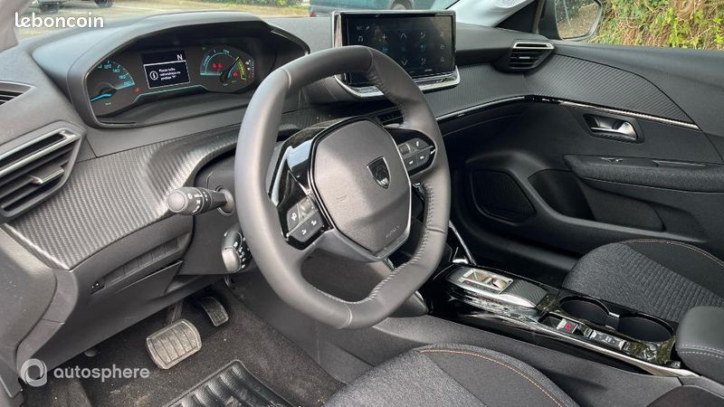 Peugeot 208 e-208 136ch Style (image 10)