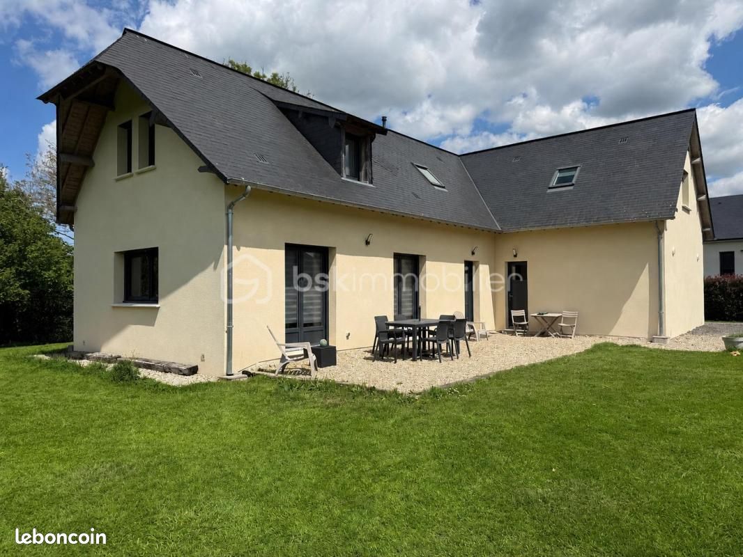 Maison 6 pièces 155 m² · à Pont-l'Évêque · 155 m² · 498 000 €