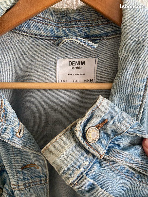 Veste en jean oversize Bershka – denim clair – taille M/L (image 2)