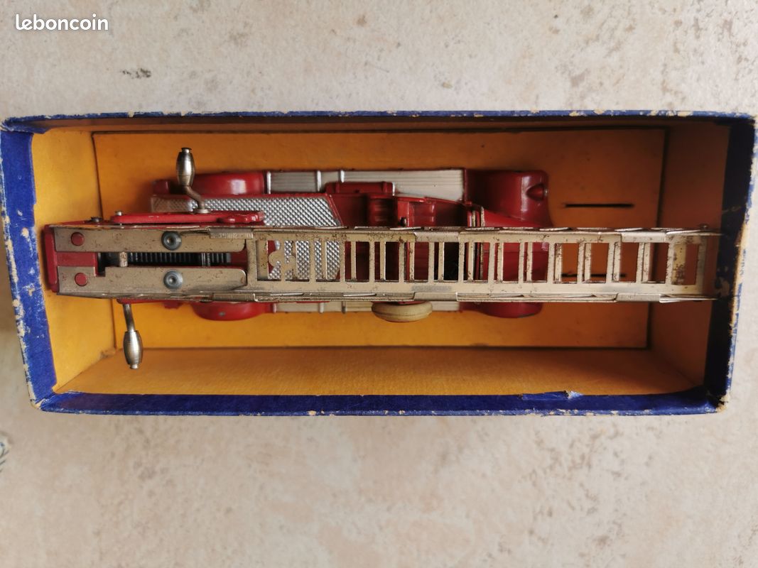 Dinky Toys Auto-Échelle de pompiers 32D Reissue 2017 NIB Dinky Toys Auto-Échelle de pompiers 32D Reissue 2017 NIB