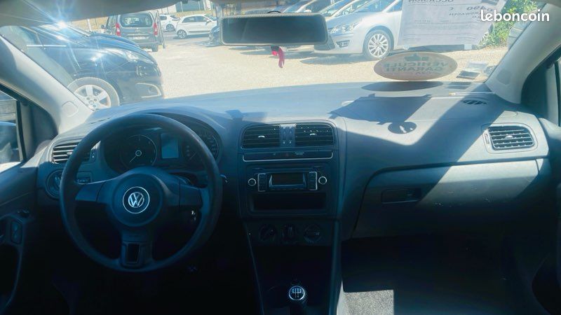 VOLKSWAGEN Polo 1.2 TDI 12V 75 cv DISTRIBUTION NEUVE ENTRETIEN VOLKSWAGEN (image 5)