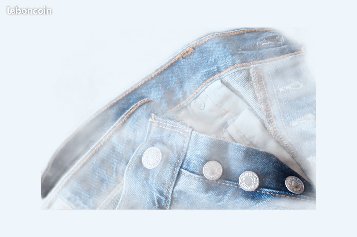 Jeans levis 501 cropped taille 32 x30 (image 2)