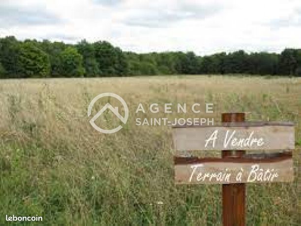 Terrain 4390 m² YERVILLE