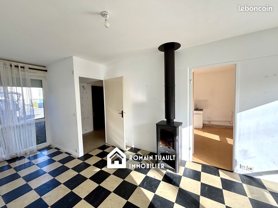 Maison 3 pièces 65 m² · à Congrier · 65 m² · 78 000 €