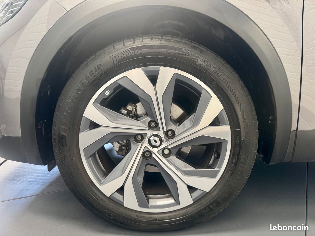 RENAULT CAPTUR 1.3 TCe mild hybrid 140ch RS Line / SON BOSE / SUIVI COMPLET RENAULT / CAMERA DE RECUL / GARANTIE 12 (image 25)