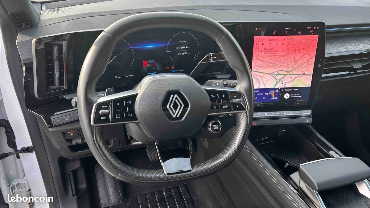 RENAULT Austral E-Tech hybrid 200 Techno (image 10)