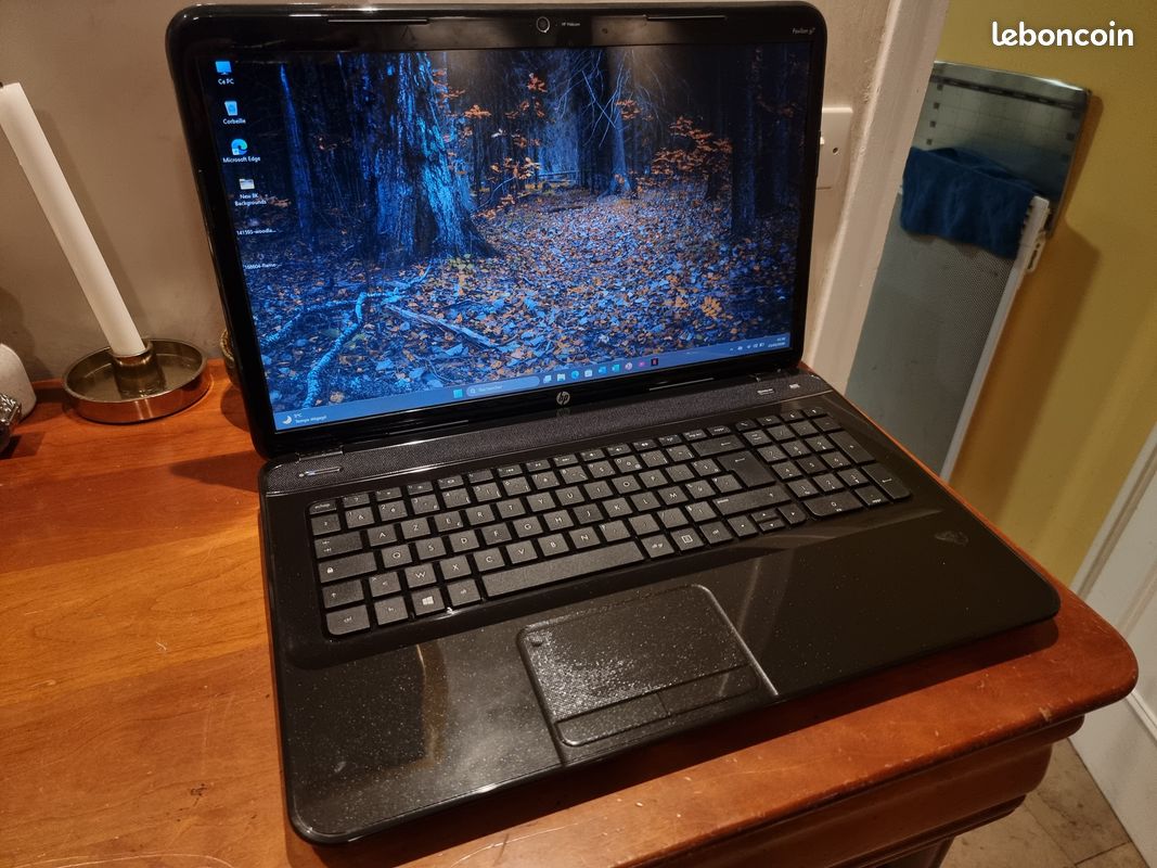 PC Portable HP Pavilion 15″ Rapide – AMD A9/8 Go RAM/SSD 128 Go – Windows 11 + Office