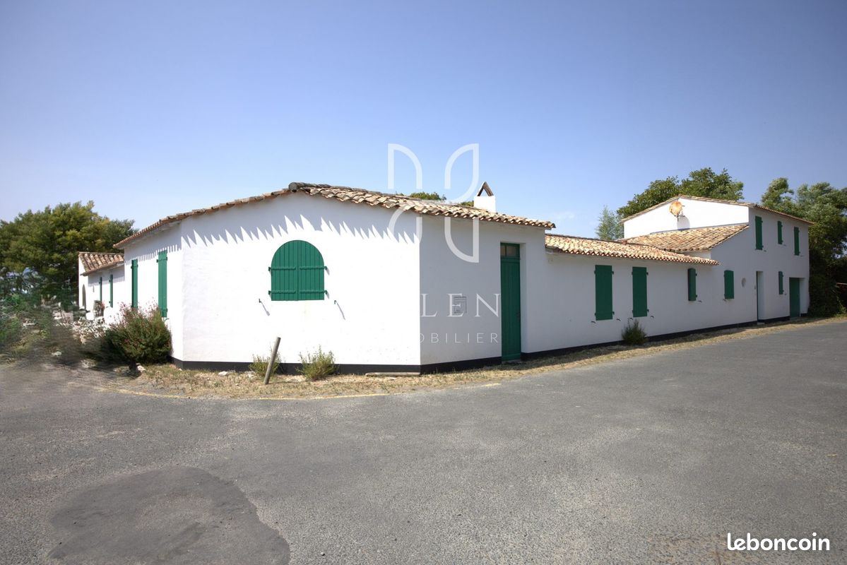 Maison 7 pièces 192 m² · à Le Bois-Plage-en-Ré · 192 m² · 1 759 000 €