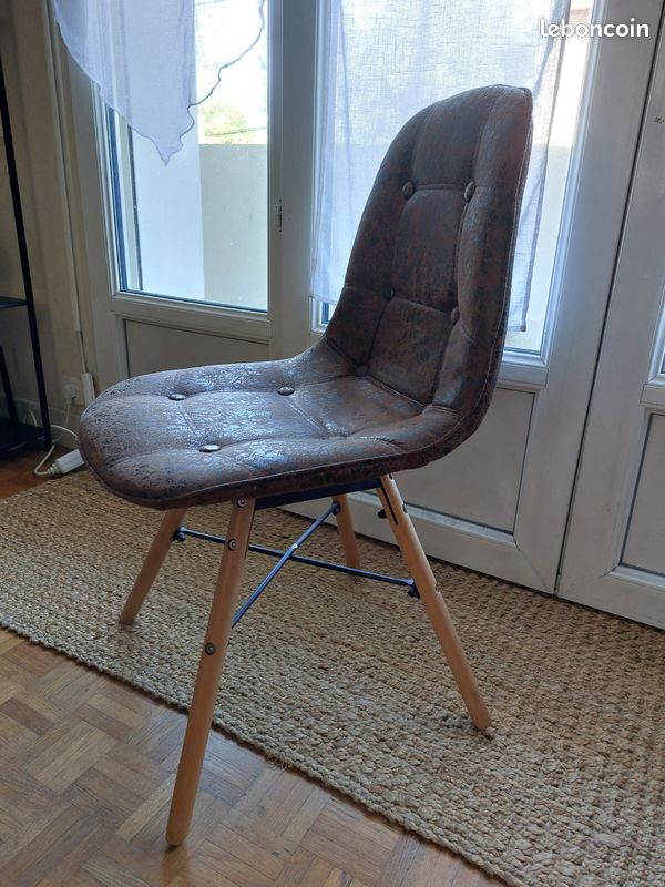 Chaises (image 2)