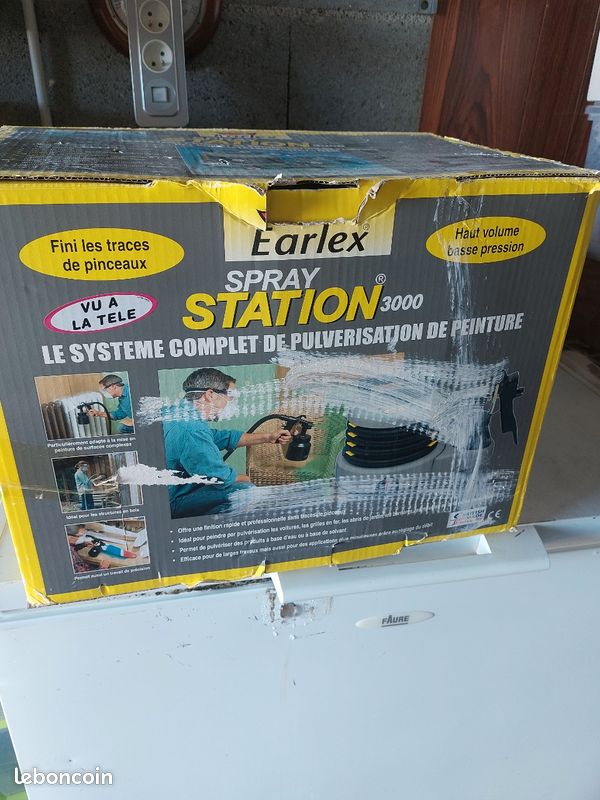Station de peinture + accessoires (image 2)