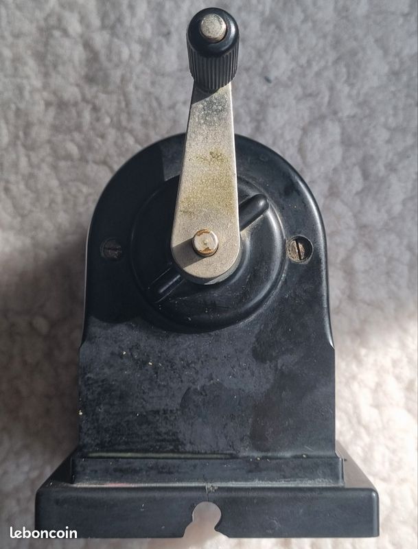 Taille-crayon Vintage Kiva – Objet Art Déco Des Années 1960 – Fonctionnel