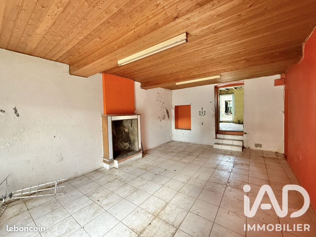 Maison 2 pièces 62 m² · à Legé · 62 m² · 69 000 €