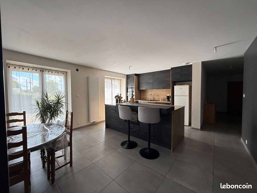 Maison 6 pièces 180 m² · à Allain · 180 m² · 265 000 €