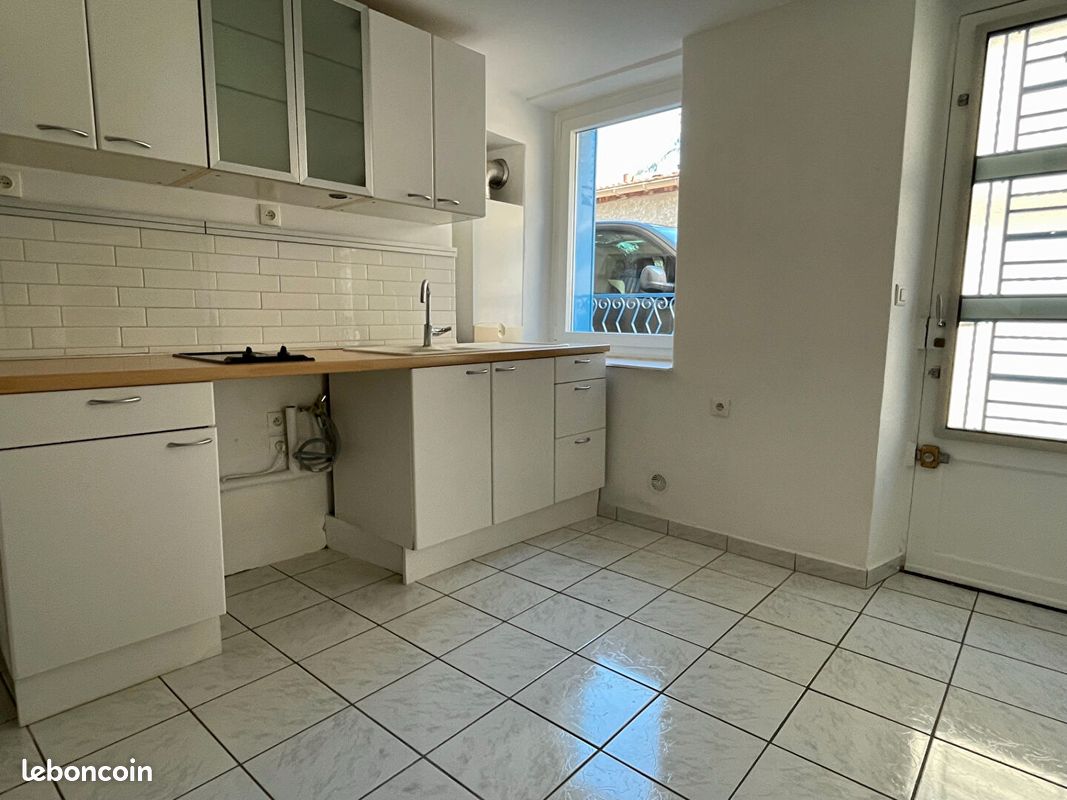 Maison a louer - 2 pièce(s) - 48 m2 - Surfyn