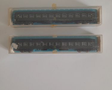 Lot De 3 Voitures SNCF 2ème Classe Rivarossi – Échelle N – Réf 9528 – En Boîte (occasion)