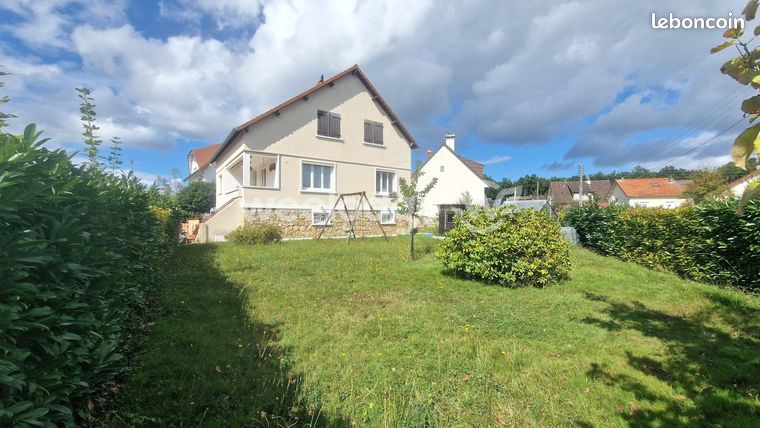 Propriété 7 pièces 199 m²
