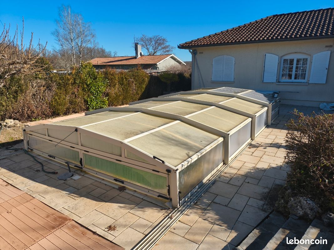 Abris de piscine (image 1)
