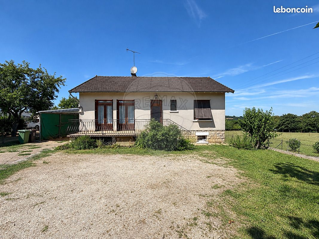 Maison 8 pièces 131 m² · à Saint-Vérain · 131 m² · 89 900 €