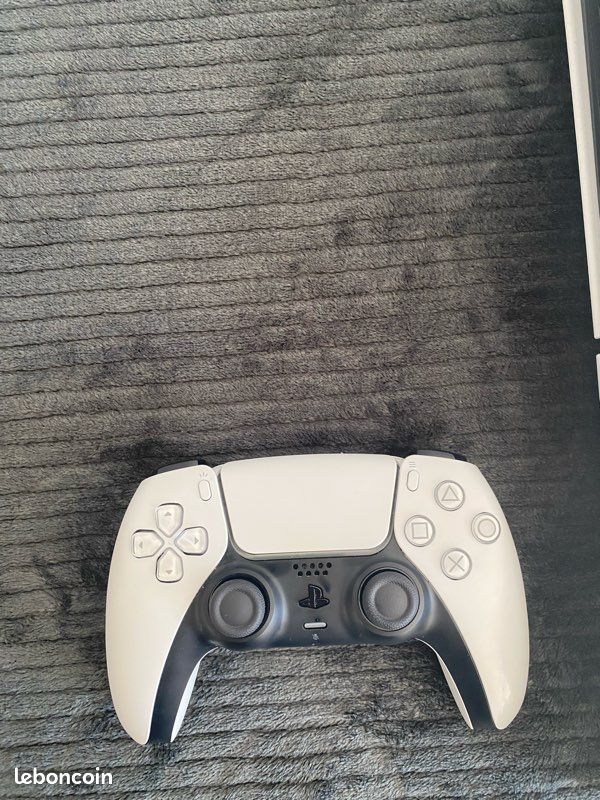 Vend manette ps5 pro - Accessoires informatique