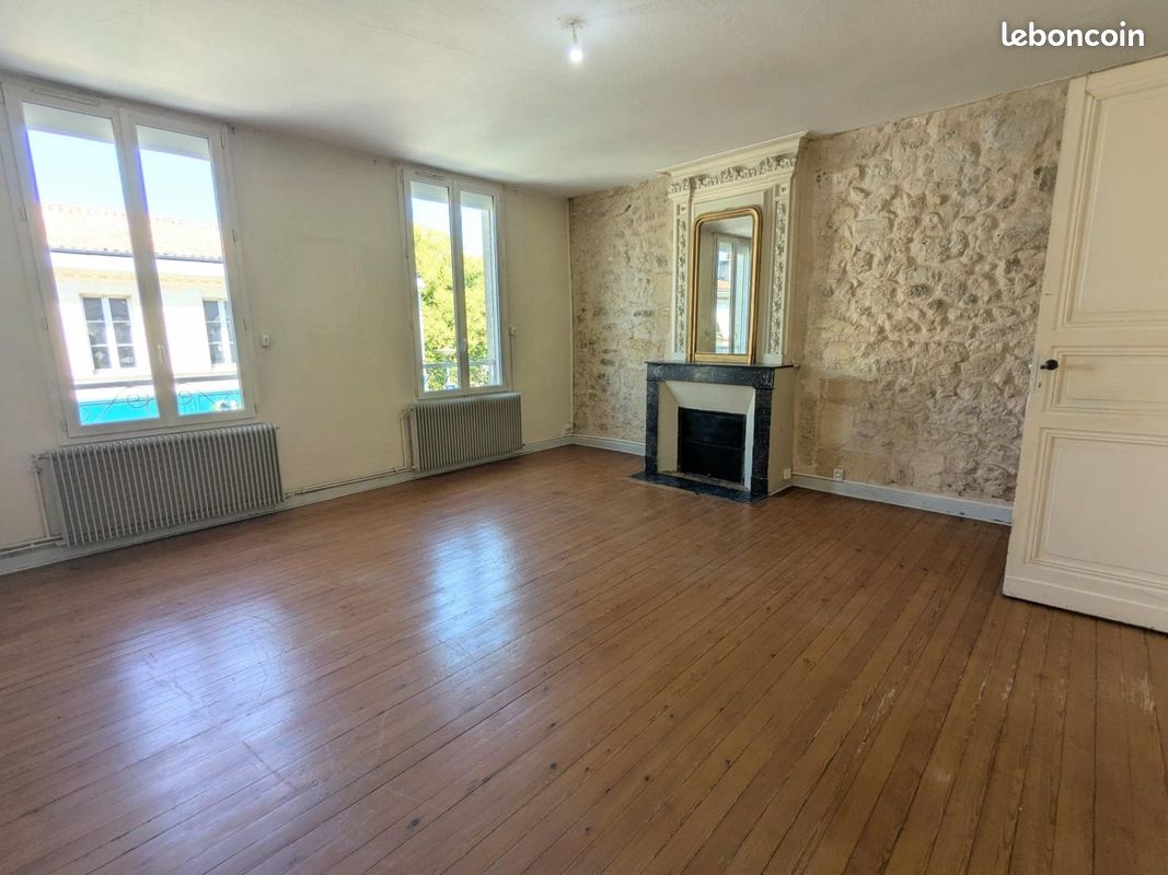 Appartement 6 pièces 136 m² · à Saint-Loubès · 136 m² · 192 240 €