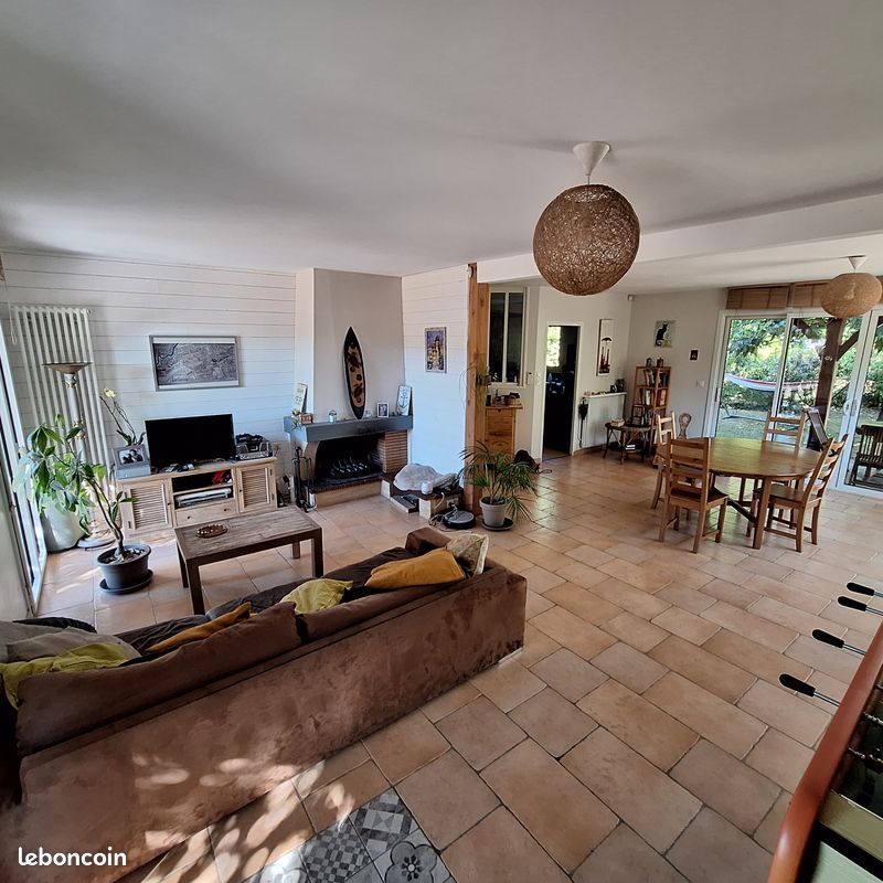Maison 7 pièces 150 m² · à Arsac · 150 m² · 420 000 €
