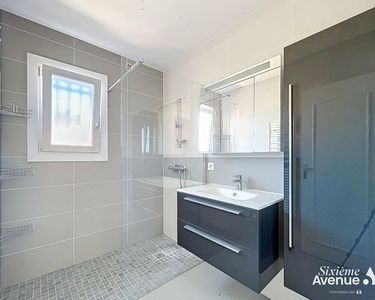 Maison 375 000 € - 100 m²
