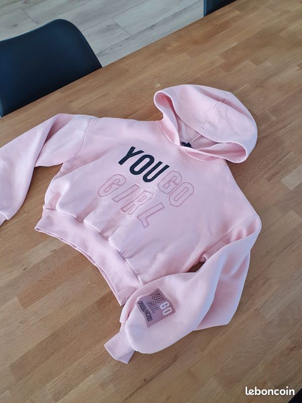 Pull à capuche XS (image 1)