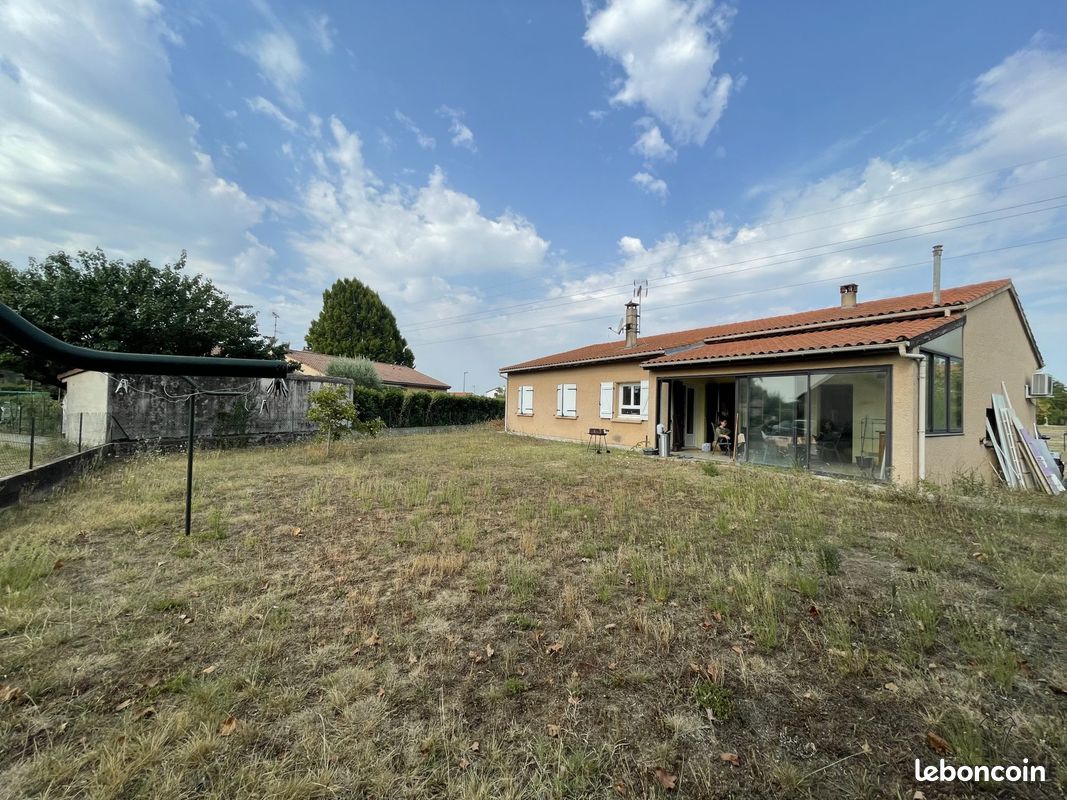 Maison 5 pièces 100 m² · à Roquettes · 100 m² · 261 900 €