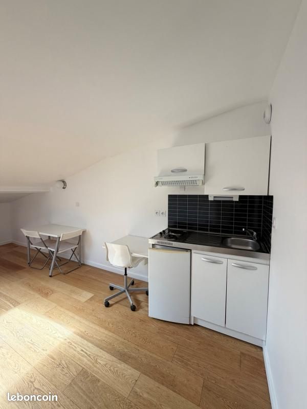 Studio 1 pièce 18 m² (image 3)
