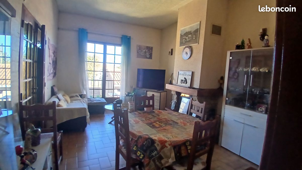 Appartement 5 pièces 93 m² · à Frontignan · 93 m² · 99 000 €