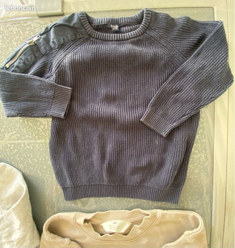 Lot 2 pulls et 1 veste (image 3)