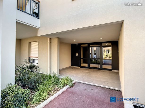 Appartement 2 pièces 44 m² — 9