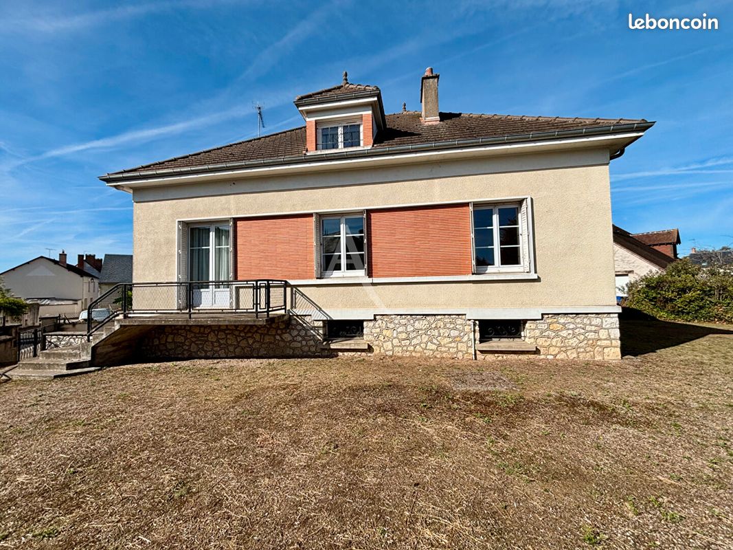 Maison 4 pièces 97 m² · au Controis-en-Sologne · 97 m² · 129 000 €