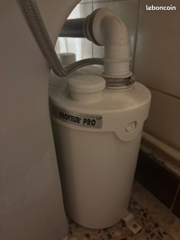 Wc sanibroyeur pro SFA (image 2)