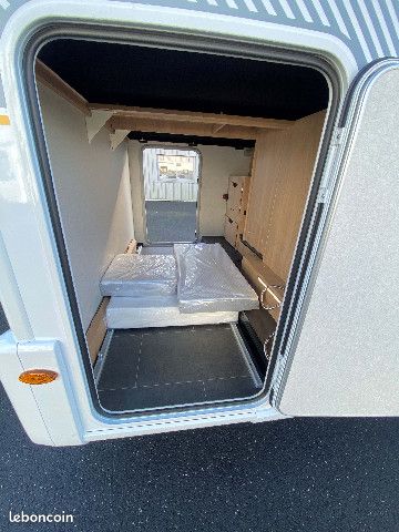 Camping car profilé COMPACT BAVARIA QWEST Q690GJ Ford automatique 165cv - lit jumeaux + lit pavillon (image 3)