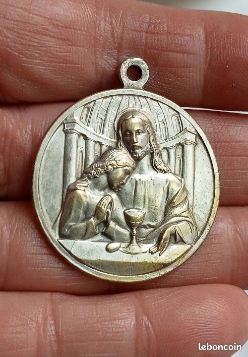 MEDAILLE RELIGIEUSE ANCIENNE  Calice  - argent massif EUR 15,00 - FR