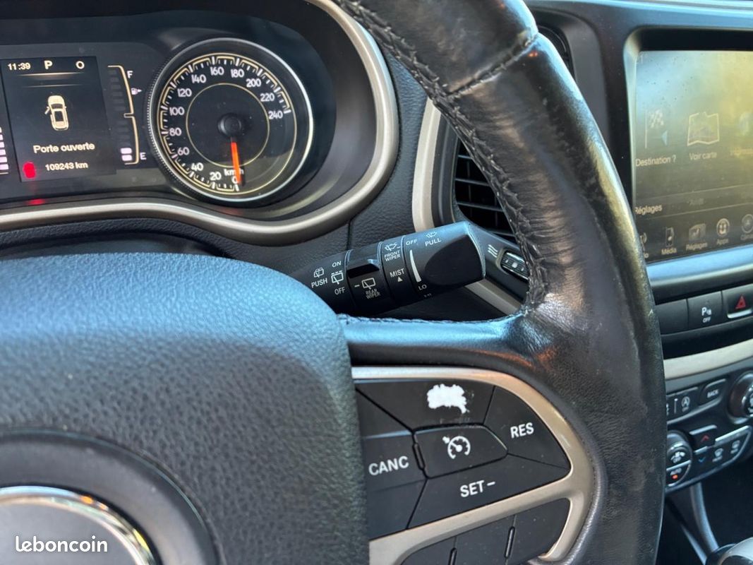 JEEP CHEROKEE 2.2 MultiJet 200 - Night Eagle - Garantie 12 mois (image 15)