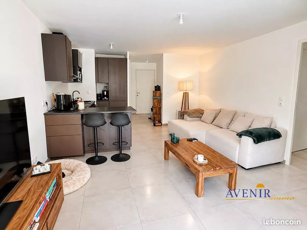 Appartement 3 pièces 65 m² · à Plan-de-Cuques · 65 m² · 1 250 €/mois