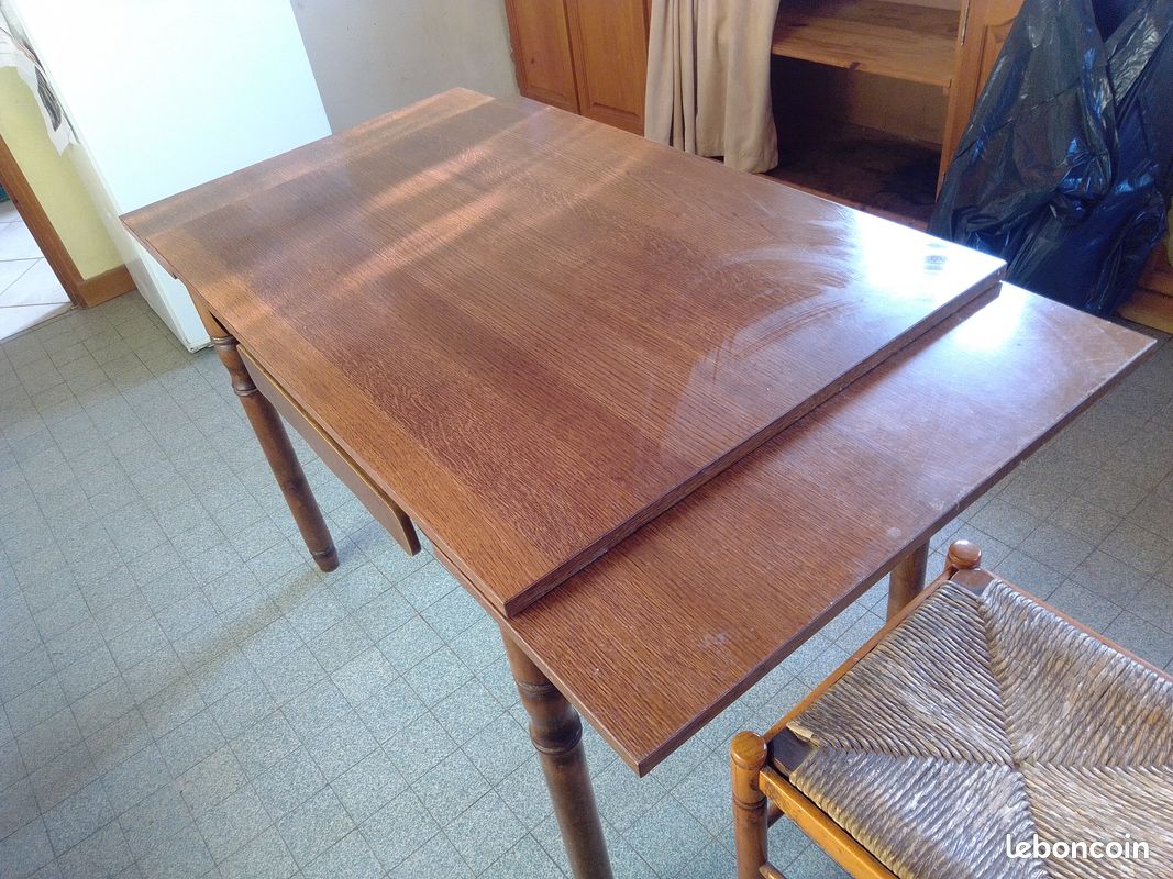 Table de cuisine (image 1)